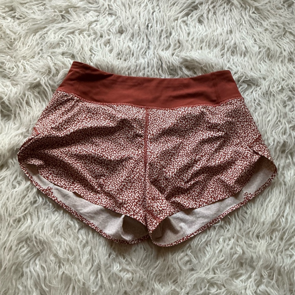 ATHLETA RUN WITH‎ IT 3.5" SHORT